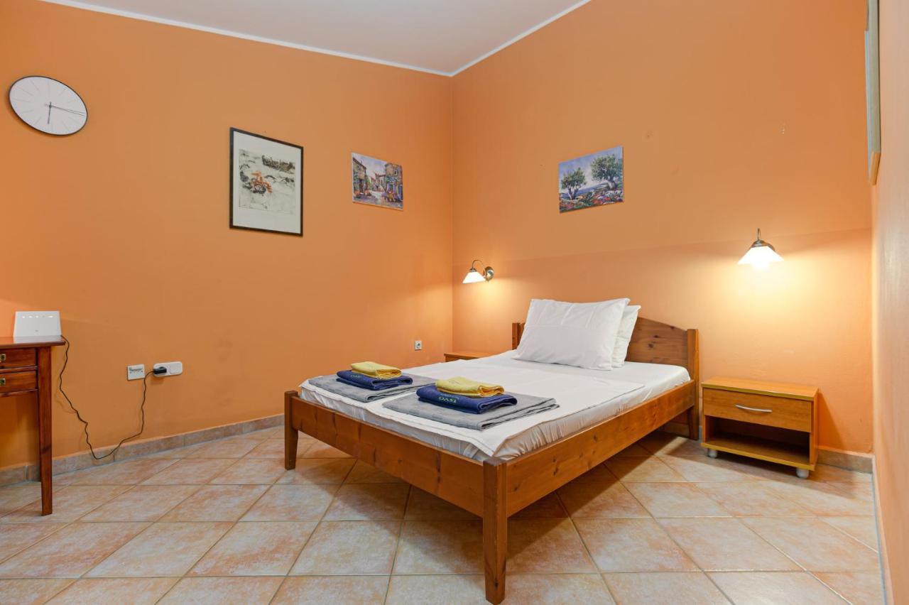 Oasi Apartment Porec Exterior photo